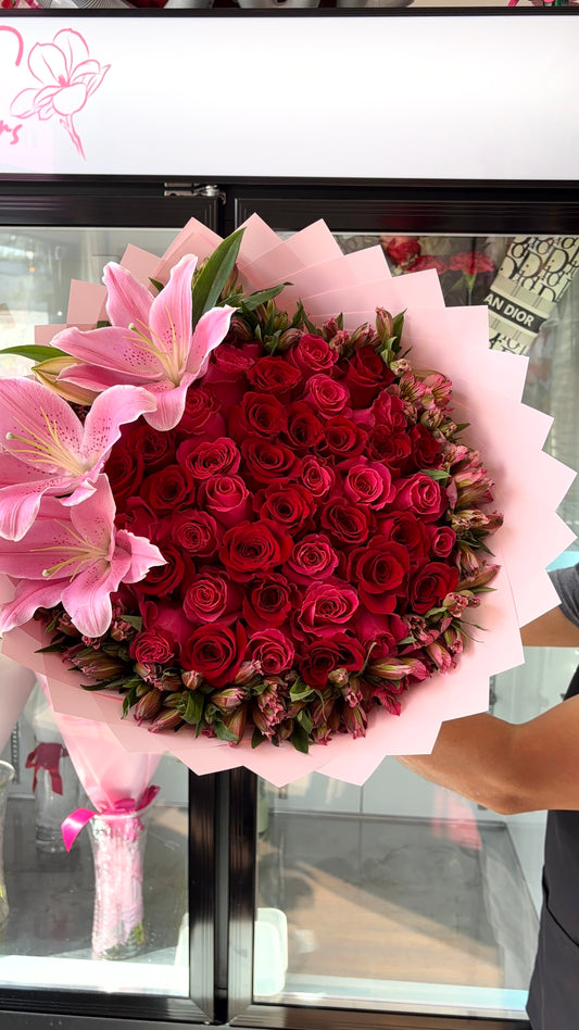 50 Pink & Red Roses