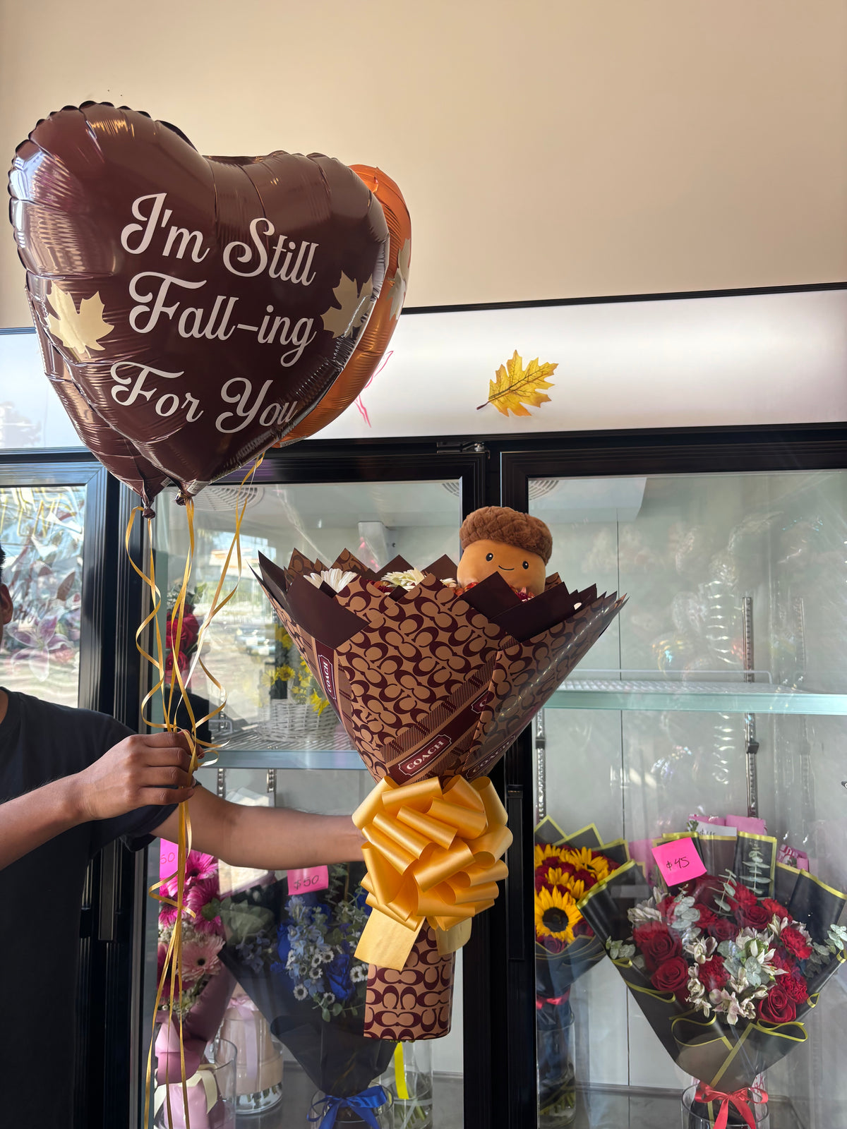 Fall bouquet with Custom Balloon🎈 🍂