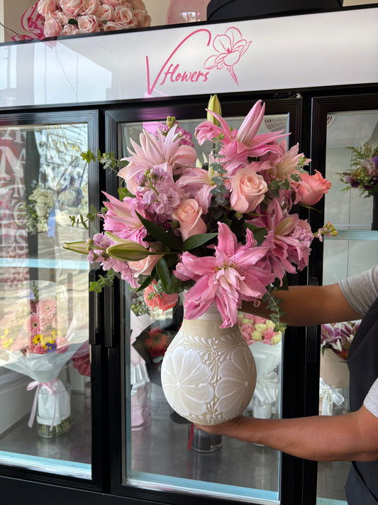 Jarro Lily Arrangement