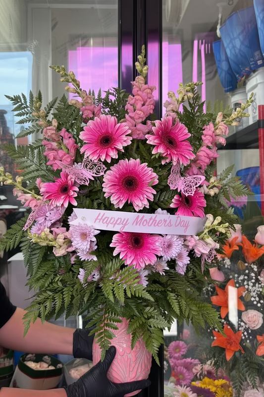 Tavalera Vase Arrangement